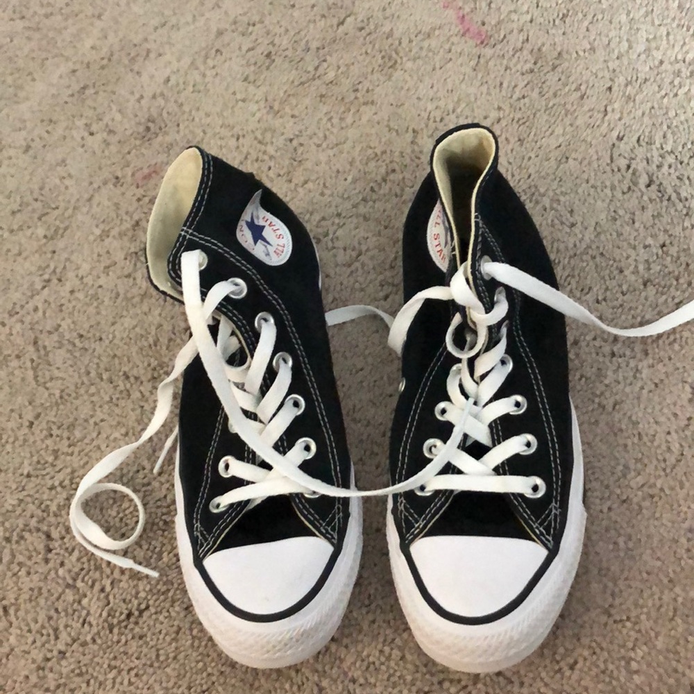 Black Hightop converse